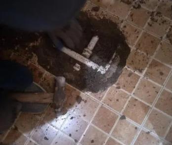 沧州市卫生间漏水维修公司为您分享下卫生间渗水如何处理及注意事项